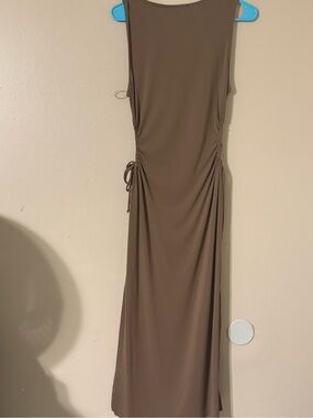 Women's Sleeveless Ruched Side Maxi Dress - Brown
